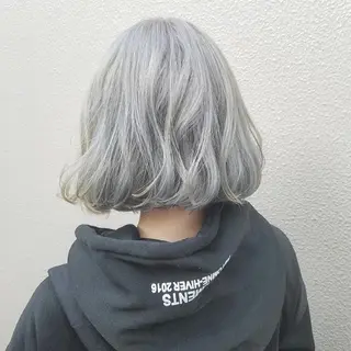 カラー 🙃 透明感カラー/ボブのヘアスタイル