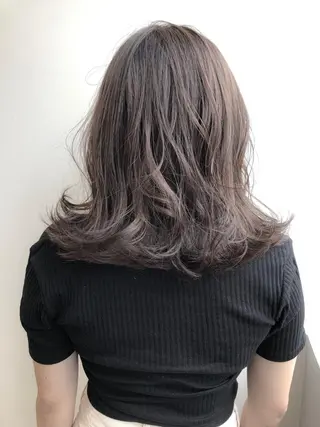 セミロング カラー 【透明感、艶髪】西村 有司のヘアスタイル