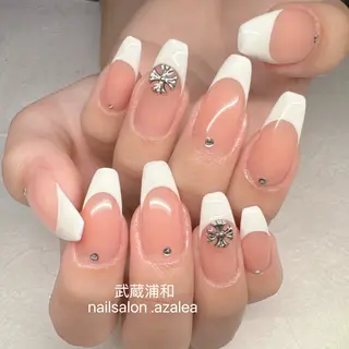 ネイル R inのネイルデザイン