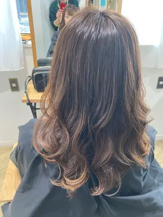 ロング あやか 白髪ぼかしハイライトのその他イメージ