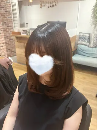 ミディアム Emma/レイヤー /柔らかカラーのヘアスタイル