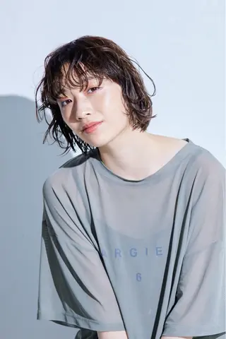 ミディアム MORIO|再現性× 癖毛レイヤーパーマのヘアスタイル