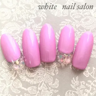 ネイル white nail salonのネイルデザイン