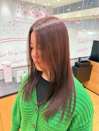 ロング カラー 中島 紗來のヘアスタイル