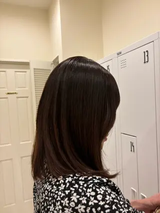 セミロング よこやま なぎさのヘアスタイル