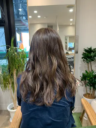 ロング カラー ヒロタ ハルヒ🦁のヘアスタイル
