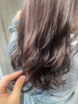 セミロング 【髪質改善・矯正 ・ハイライト】ハナカのヘアスタイル
