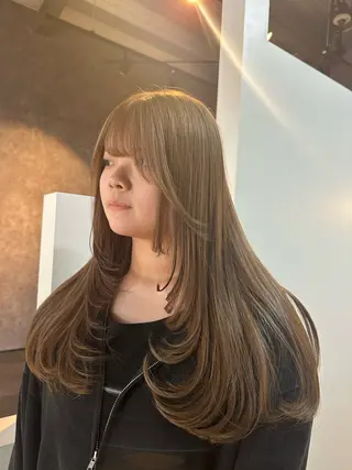 ロング 坂庭 美夢のヘアスタイル