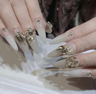 ネイル THANHTHANH NAILのネイルデザイン