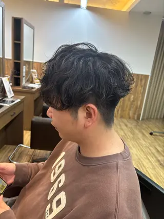 ショート カラー パーマ メンズ メンズパーマの巨匠 鈴木純のヘアスタイル