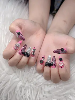 ネイル Lee Nailsのネイルデザイン