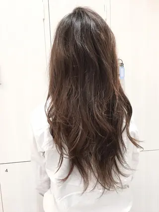 ロング カラー 似合わせ/レイヤー /ボブ/新谷のヘアスタイル
