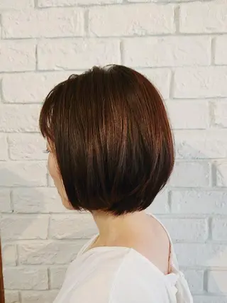 ミディアム 田坂 真弓のヘアスタイル