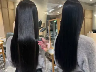 ロング レア🤍艶カラー/ 髪質改善🩶ネイルのヘアスタイル