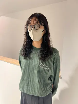 セミロング パーマ io濱川 遥のヘアスタイル