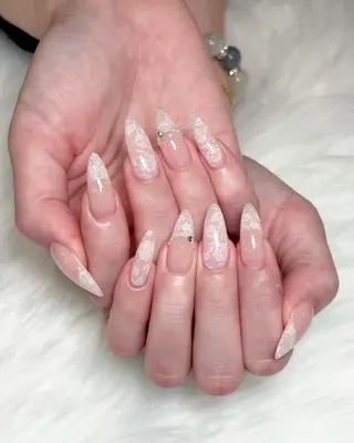 ネイル ARIA モモコのネイルデザイン