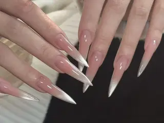 ネイル nana 🤍のネイルデザイン