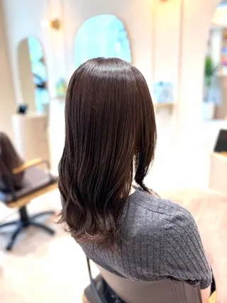 セミロング カラー 菅原 渚のヘアスタイル