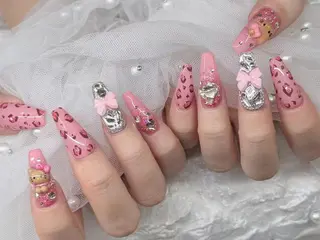 セミロング 清水 美穂のネイルデザイン