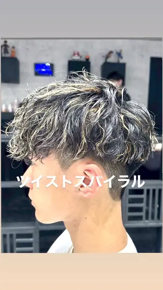 パーマ メンズ 🔥ツイスパ／ フェザー🔥真裟斗のヘアスタイル