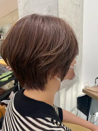 ショート カラー 似合う髪型見つけます AYAKAのヘアスタイル