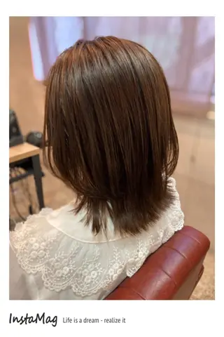 ミディアム カラー ERIKO Tのヘアスタイル