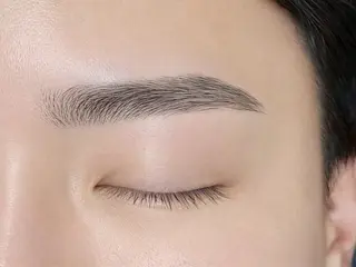 アイブロウ tsuji mayukoの眉毛・アイブロウイメージ