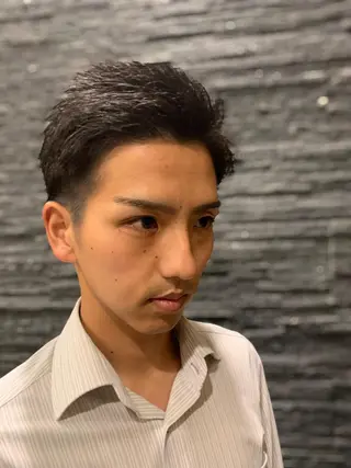ショート 山内 敢史のヘアスタイル
