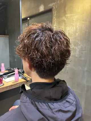 パーマ メンズ 阿部 翔一郎/暖色系カラーのヘアスタイル