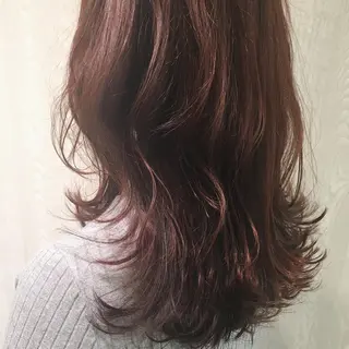 ロング 松佐 ゆかりのヘアスタイル