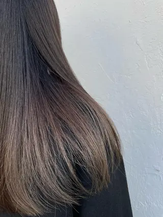 ロング カラー KYOKA .のヘアスタイル