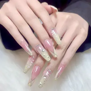 ネイル 🎀kira 長さだし💗モチ最高のネイルデザイン