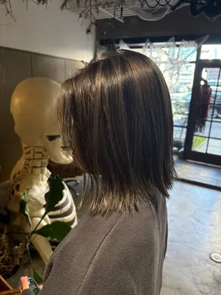 ミディアム 舩津 菜月のヘアスタイル
