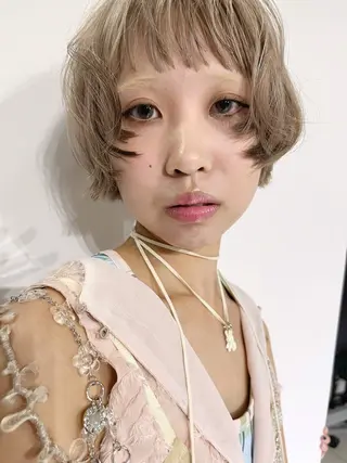 ショート カラー かわい りほのヘアスタイル