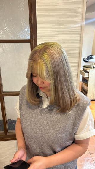 セミロング カラー 元山 レイヤーボブ /ブリーチカラー🌻のヘアスタイル