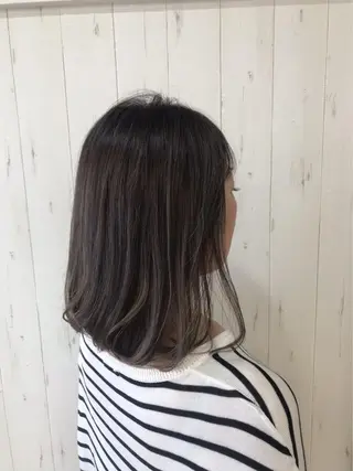 ミディアム カラー パーマ ヘアアレンジ キッズ ネイル マツエク・マツパ M字・前髪割れ 改善メンズ特化/栢沼のヘアスタイル