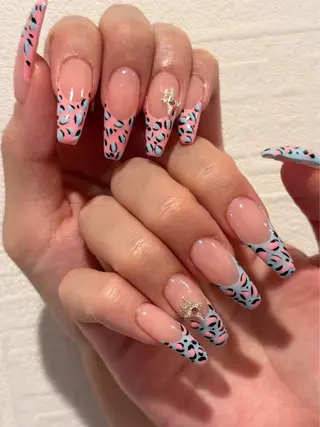 ネイル D-BEAUTY Nailsalonのネイルデザイン