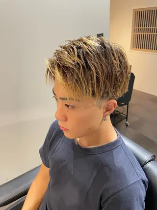 ミディアム 下山 けいんのヘアスタイル