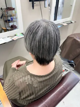 ショート 松木 風夏のヘアスタイル