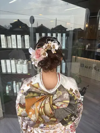 ヘアアレンジ arika さやのマツエク・マツパデザイン