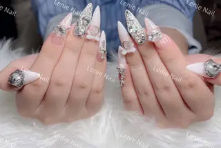ネイル Lenie Nail Salonのネイルデザイン