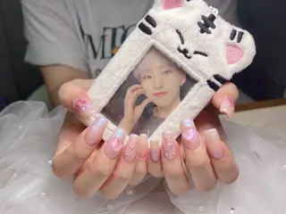 ネイル lucky nail 歌舞伎町のネイルデザイン