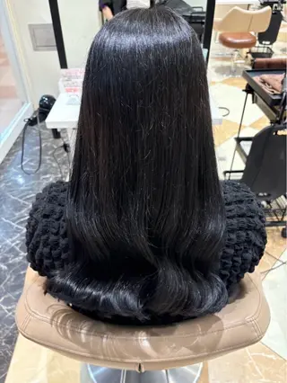 カラー 峯 唯華のヘアスタイル
