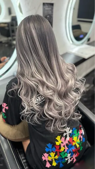 ロング LOHAS Rioのヘアスタイル