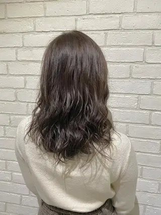 セミロング 🪻花屋併設🪻秀島 有紀のヘアスタイル