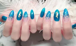 ネイル マジック ミラーのネイルデザイン