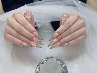 ネイル HANA 長さだしのネイルデザイン