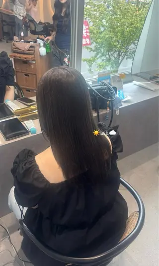 ミディアム カラー 🍒みしろ ほたる🍒のヘアスタイル