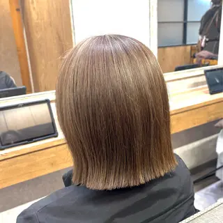 ミディアム ボブ.艶髪 髪質改善.縮毛矯正のヘアスタイル