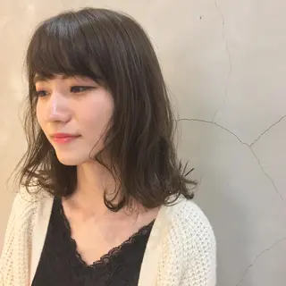 ミディアム 金子 歩実のヘアスタイル